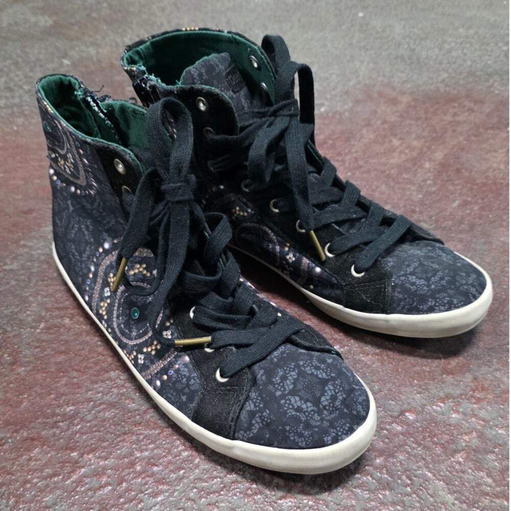Desigual Sneakers Size 39 EU 8.5 US Geometric Art Hi Top Studded Lace Side Zip